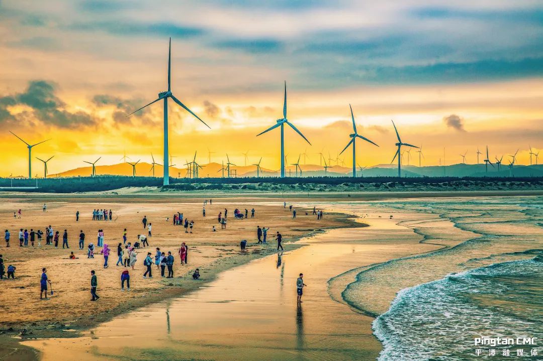 风车还有摄影爱好者们眼里的绝佳景致不仅有成片的风车田位于平潭北部
