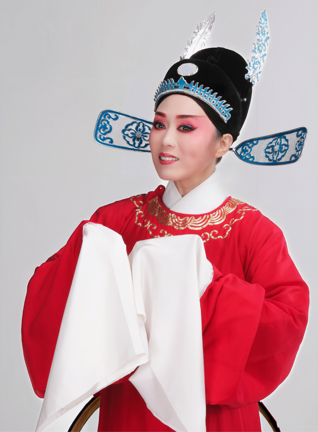 黄梅戏代表作《女驸马》上演平潭国际演艺中心大剧场《女驸马》将在7