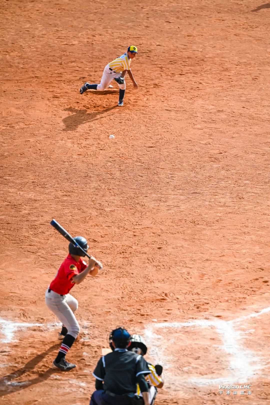 闽台青少年棒球邀请赛他们勇夺冠军