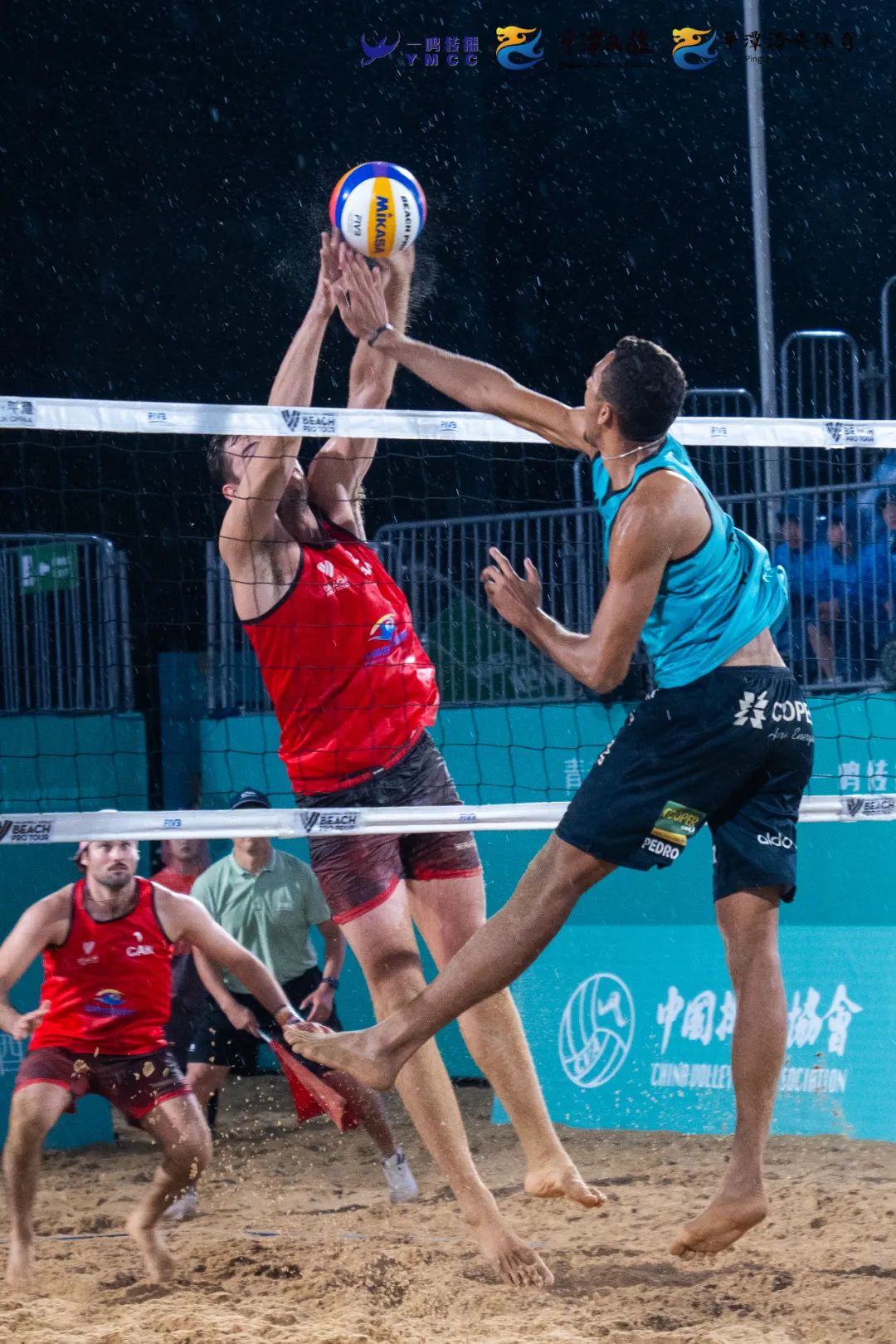 2024世界沙滩排球职业巡回赛|5月12日决赛十佳炫图!