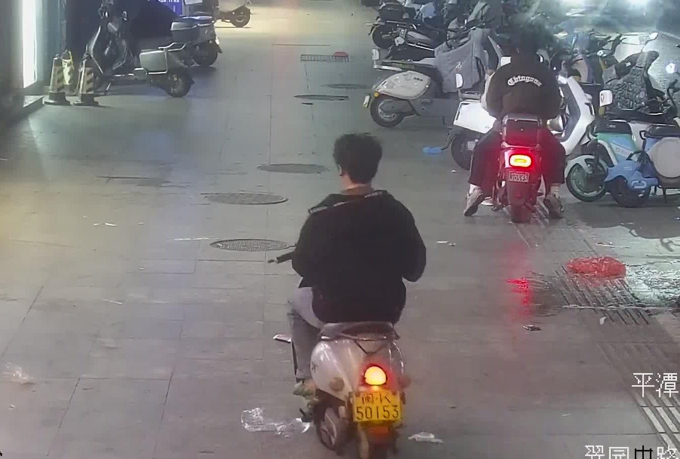 翠园中路闽K50153.jpg