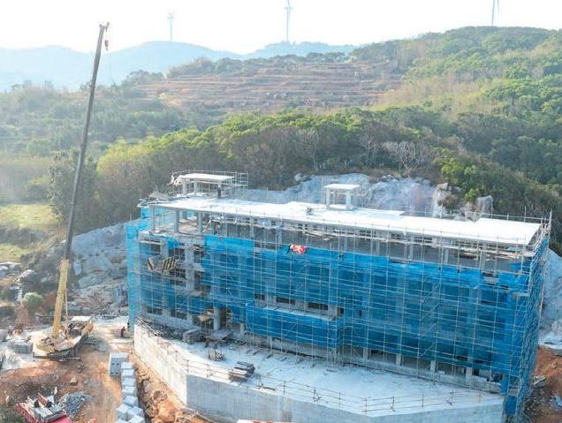 【平潭东占村旅游文化服务中心顺利封顶】