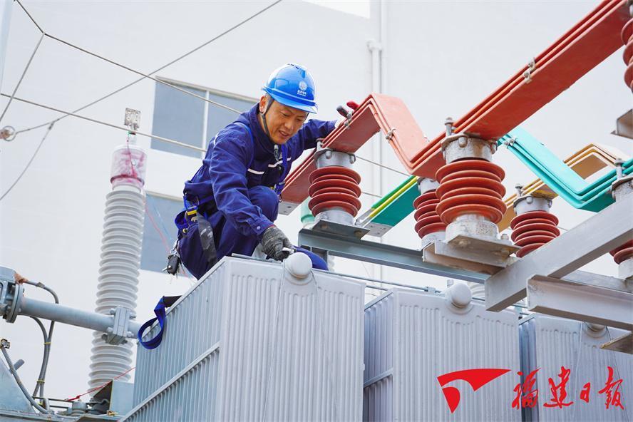 国网平潭供电公司：“党建+安全生产”精准发力 攻坚完成主变大修